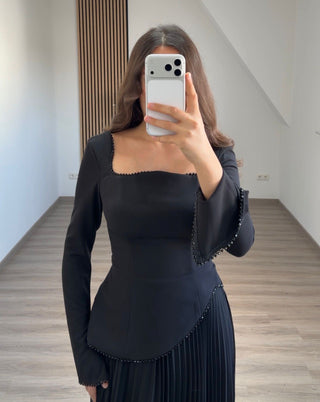 Robe Hira