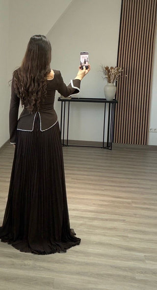 Robe Hira