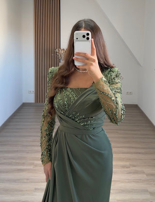 Robe Yasemin