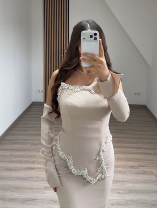 Almina Dress