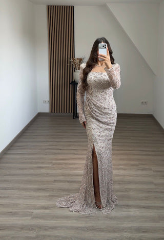 Robe Yade