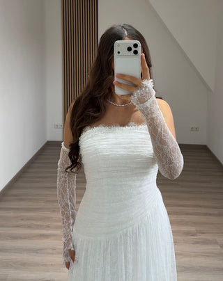 Lariya Dress